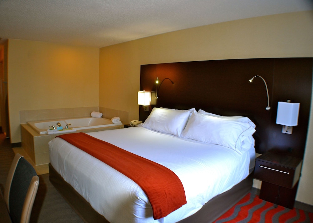 Holiday Inn Express Hotel & Suites Waterford by IHG - photo 8