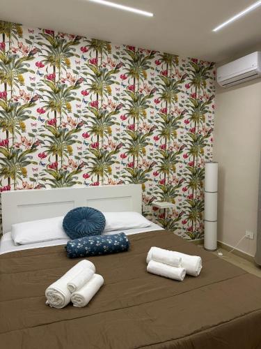 Napoli Centro La Casa Di Caterina — 4-Star Luxury Hotel in Naples, Italy