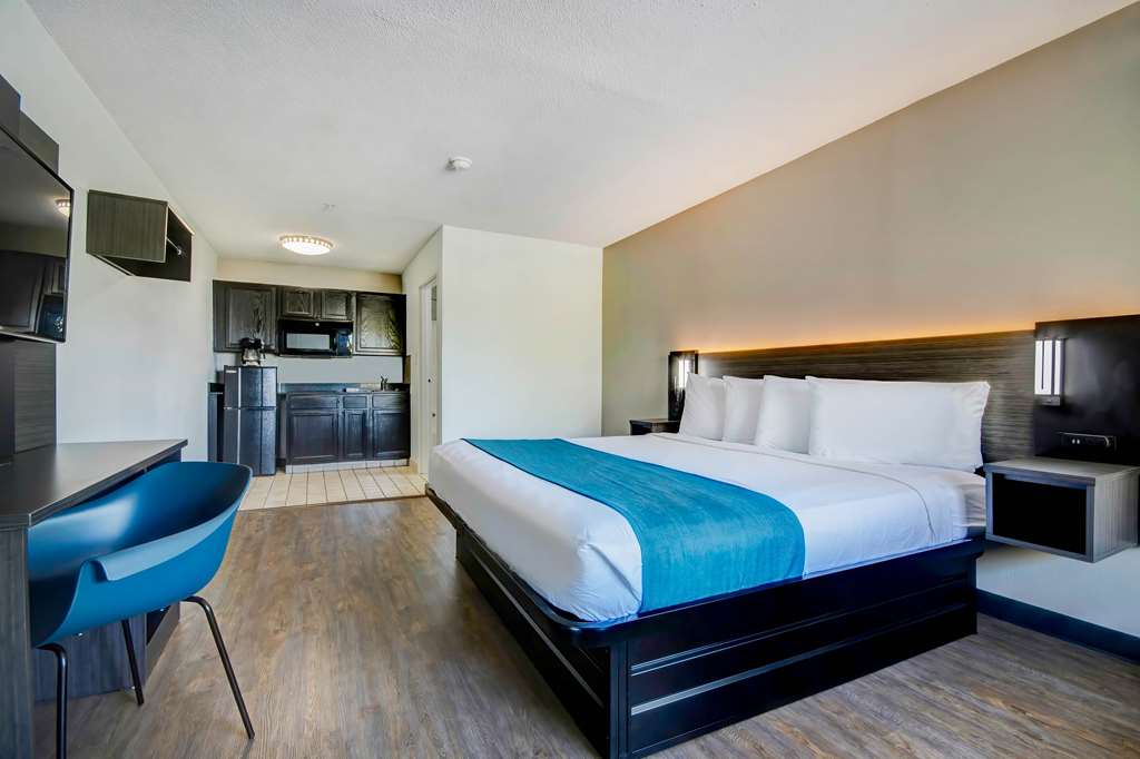Studio 6 Extended Stay Ocean Springs MS - photo 15