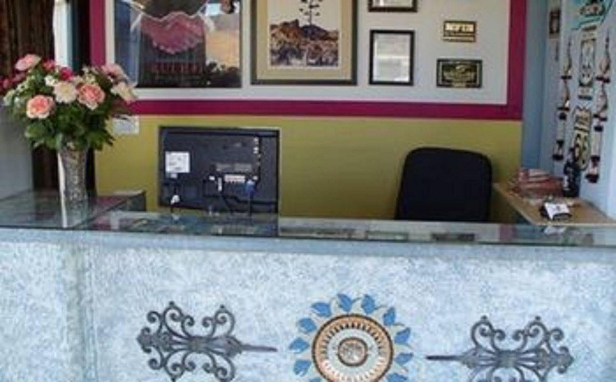 Motel 10 - photo 18