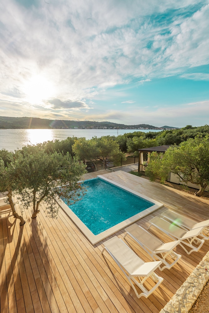 Olivia Green Camping — 4-Star Luxury Hotel in Tisno, Croatia
