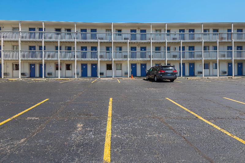 Motel 6 Blue Springs MO - photo 7