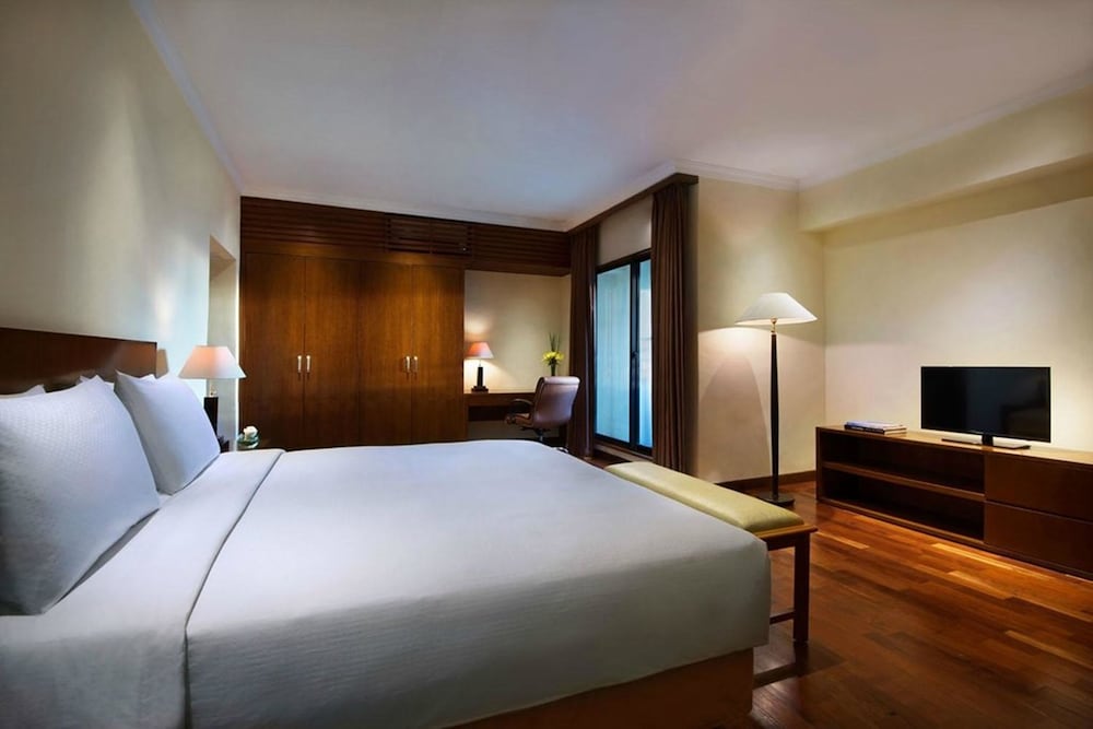 The Sultan Residence — 4-Star Luxury Hotel in Jakarta, Indonesia