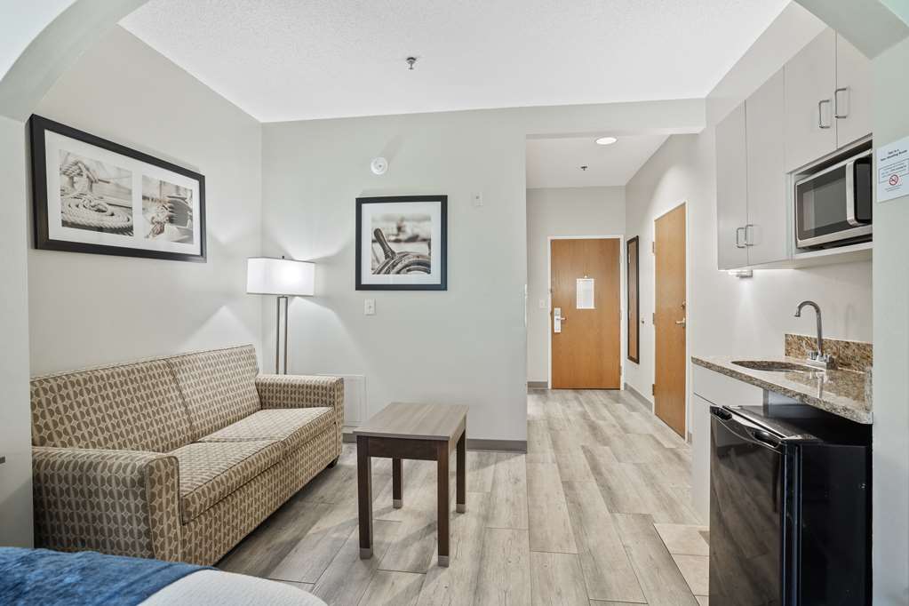 Blue Water Inn Suites BW Signature Collection - photo 11