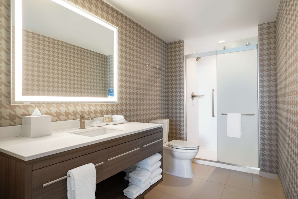 Home2 Suites By Hilton Woodland Hills - photo 30