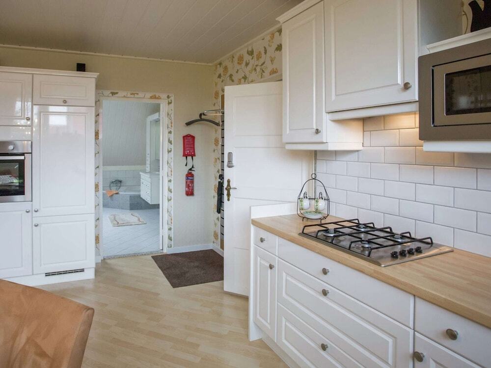 Boutique Apartment in Ritthem with Terrace — Roosendaal — photo 4