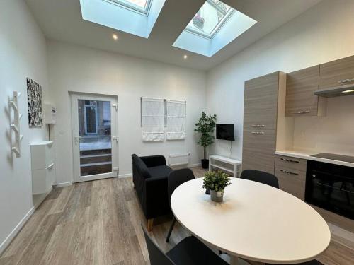 Libergier Maisonnette Cathedrale - last minute hotel in Reims