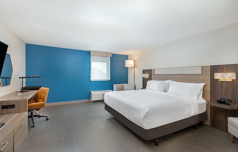 Holiday Inn Express Atlanta Airport North by IHG - photo 9