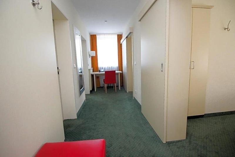 Hotel Leopold - last minute hotel in Munich