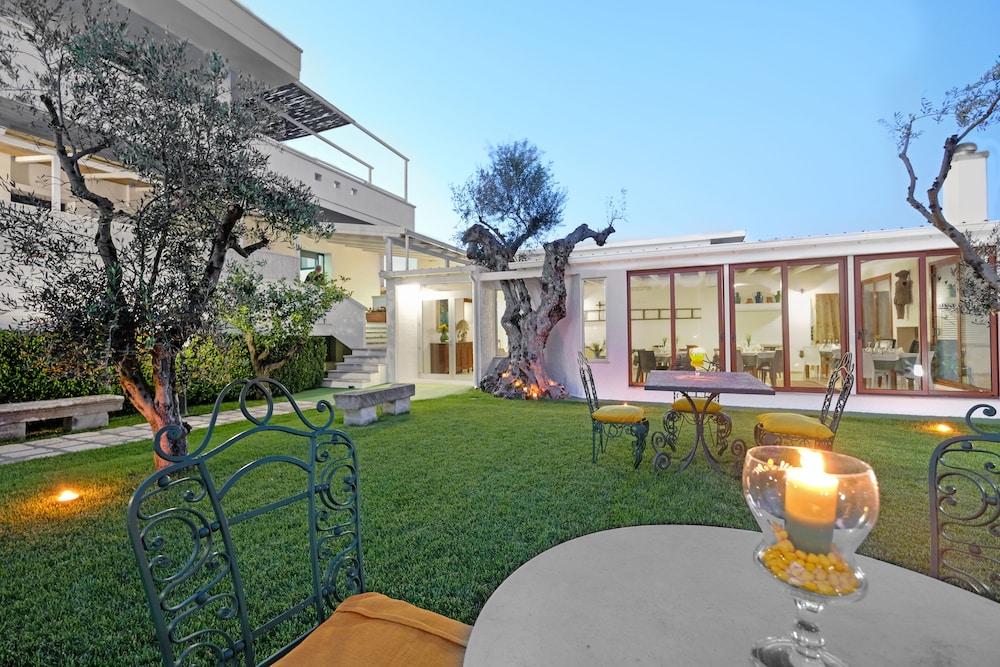 Residence Contrada Schite — 4-Star Luxury Hotel in Presicce, Italy