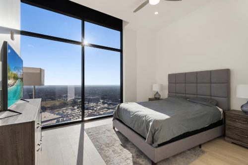 Luxurious Penthouse with Stunning Dallas Views — 4-Star Luxury Hotel in Dallas, United States