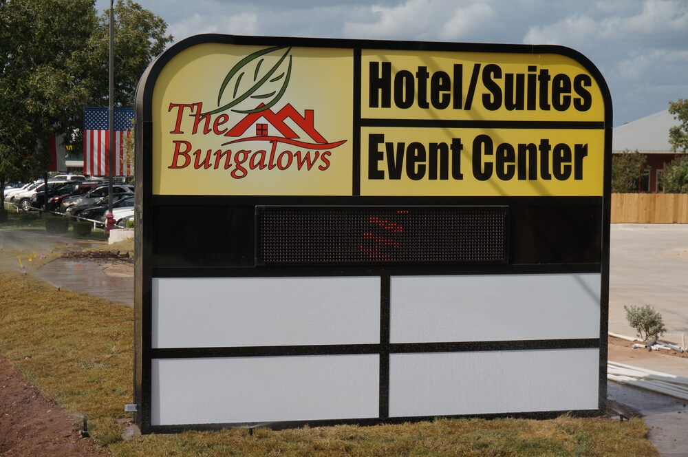 Texas Bungalows Hotel & Hotel Que at Lakeline Austin Cedar Park - photo 25