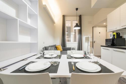 Lumen Downtown Vibes — 4-Star Luxury Hotel in Cagliari, Italy