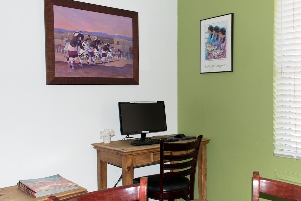 Santa Fe Suites - photo 12