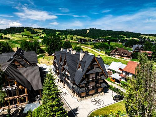 Pod Tatrami 2 duży parking świetna lokalizacja przy wyciągu narciarskim obok restauracji in Bialka Tatrzanska, Poland