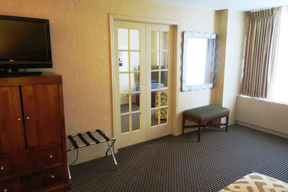 Skyline Hotel - photo 15