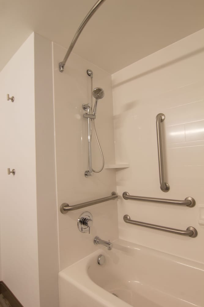 Hampton Inn Medina - photo 20