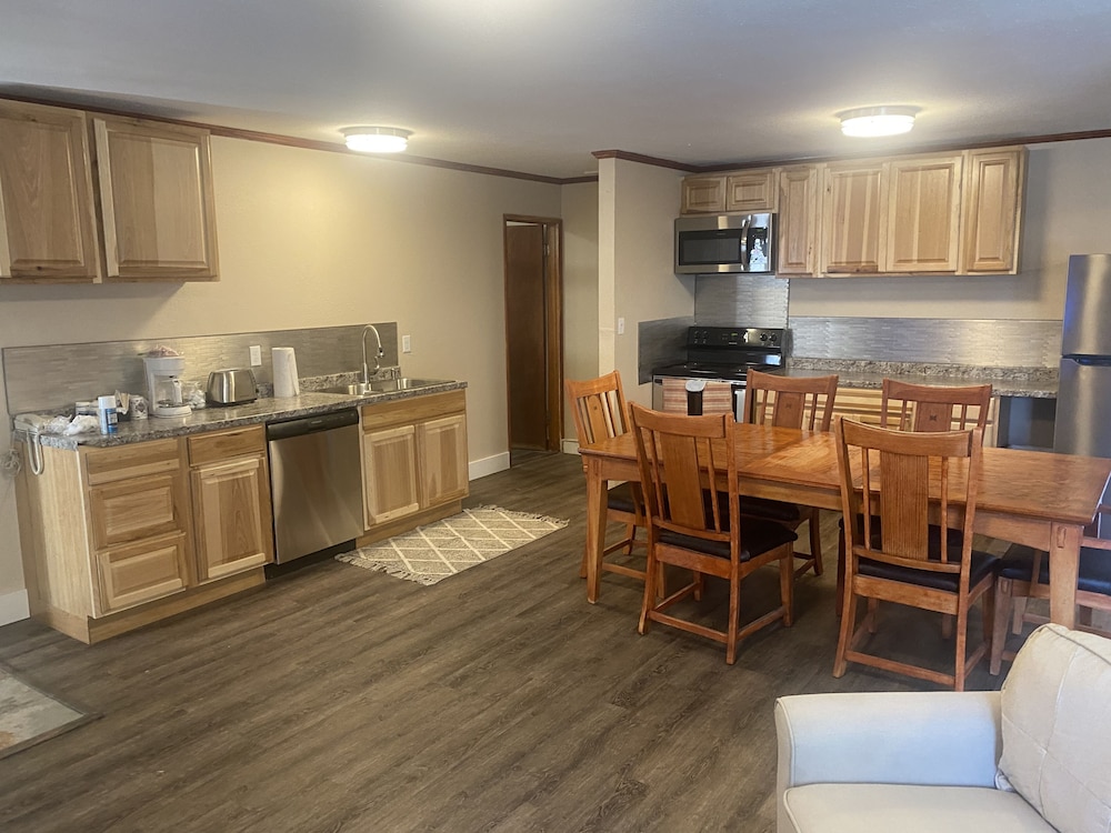 Heidis Inn Ilwaco - photo 18