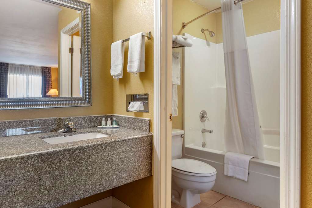 Quality Inn Russellville I 40 - photo 11