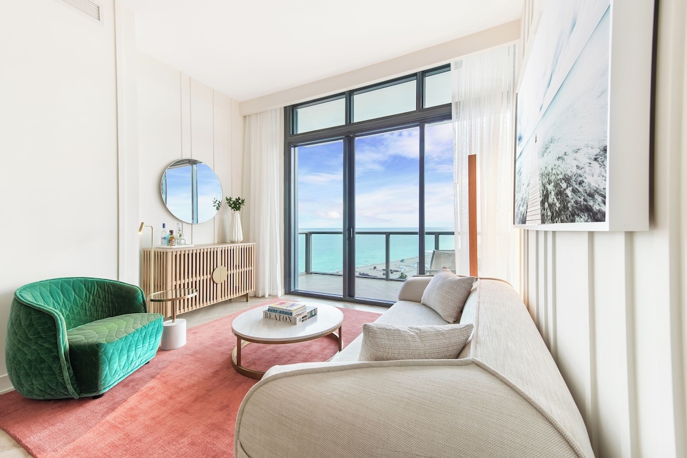 W South Beach - photo 137