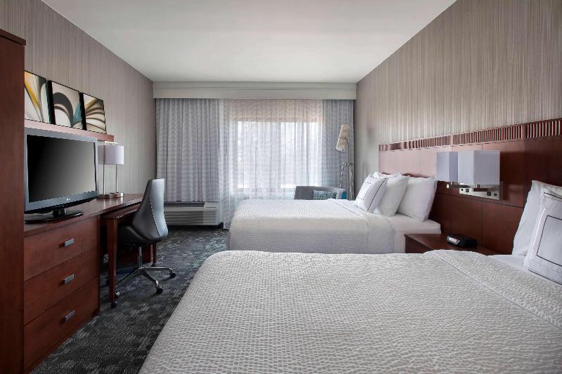 Sonesta Select Boston Stoughton - photo 25