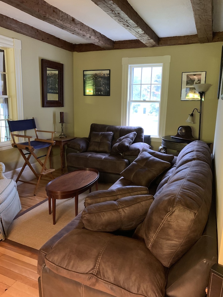 Lovett s Inn and Restaurant - photo 3