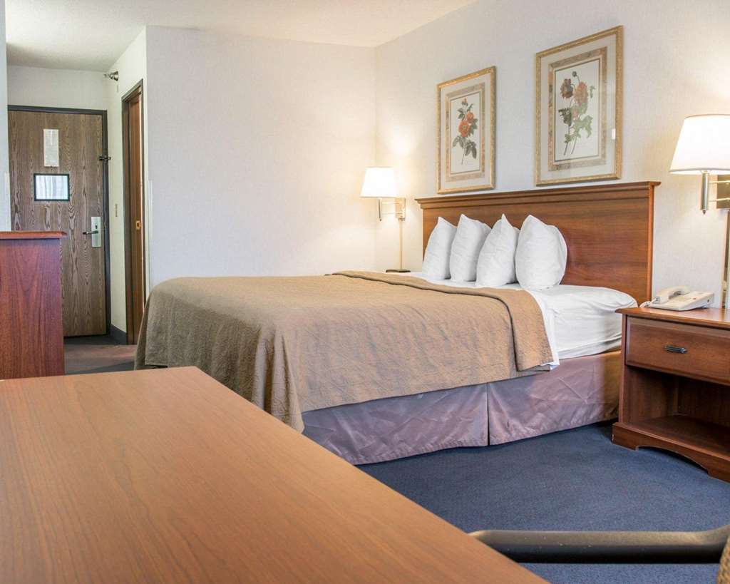 Quality Inn Hudsonville South - photo 7