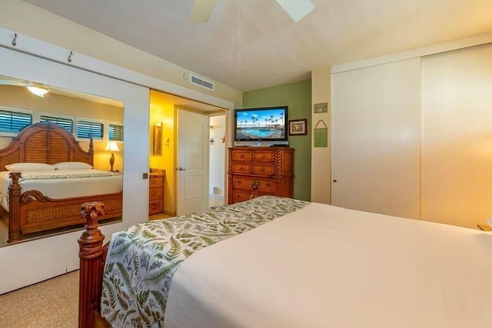 Sugar Beach Resort #412 1 Bedroom Condo by RedAwning - photo 4
