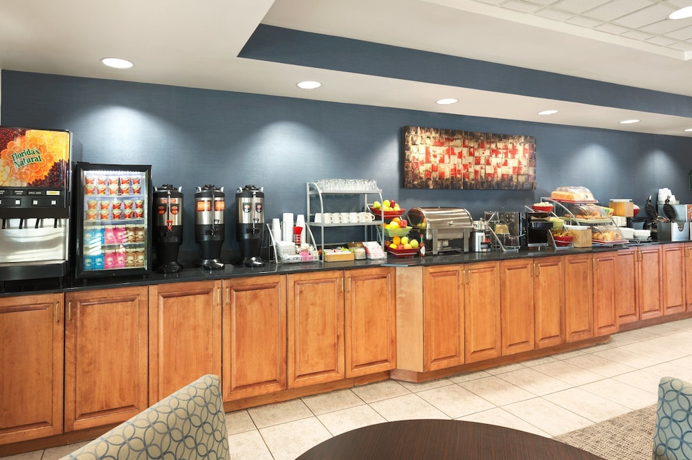 Wingate by Wyndham Fargo - photo 37