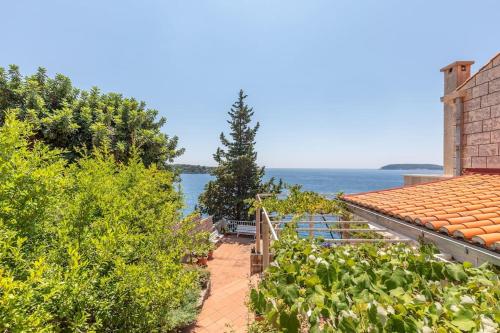 Private beach Vila Jana