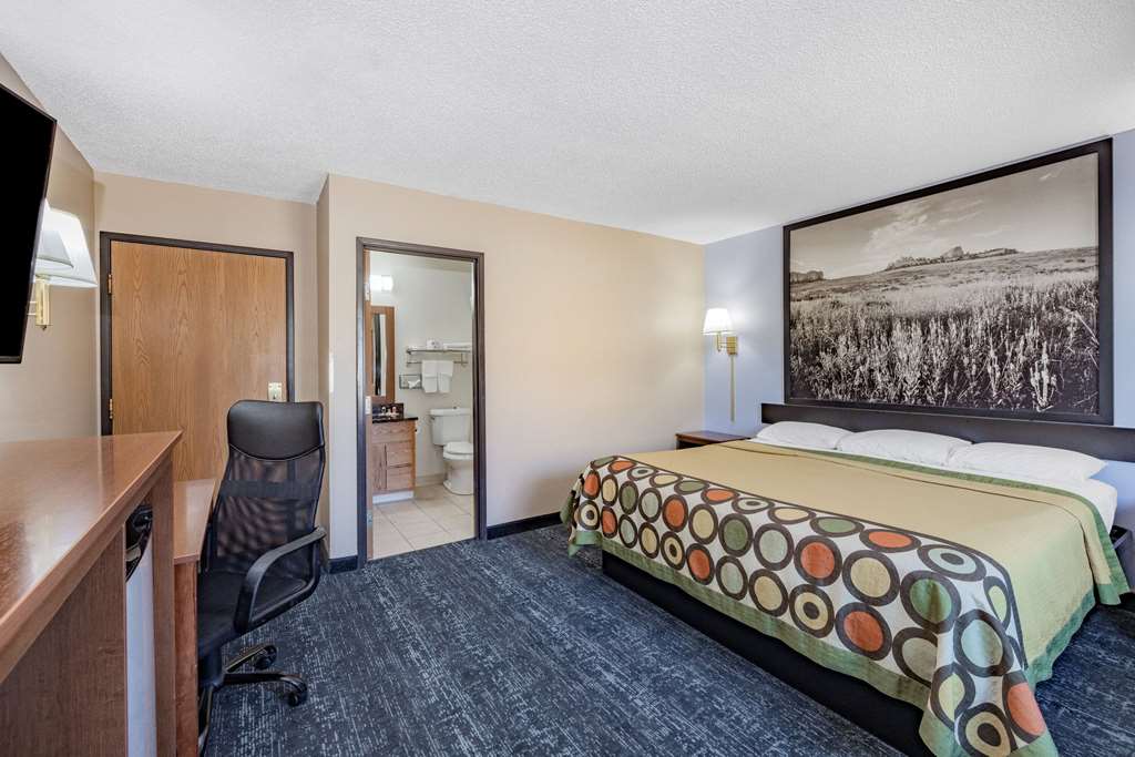 Super 8 by Wyndham Valentine NE - photo 30