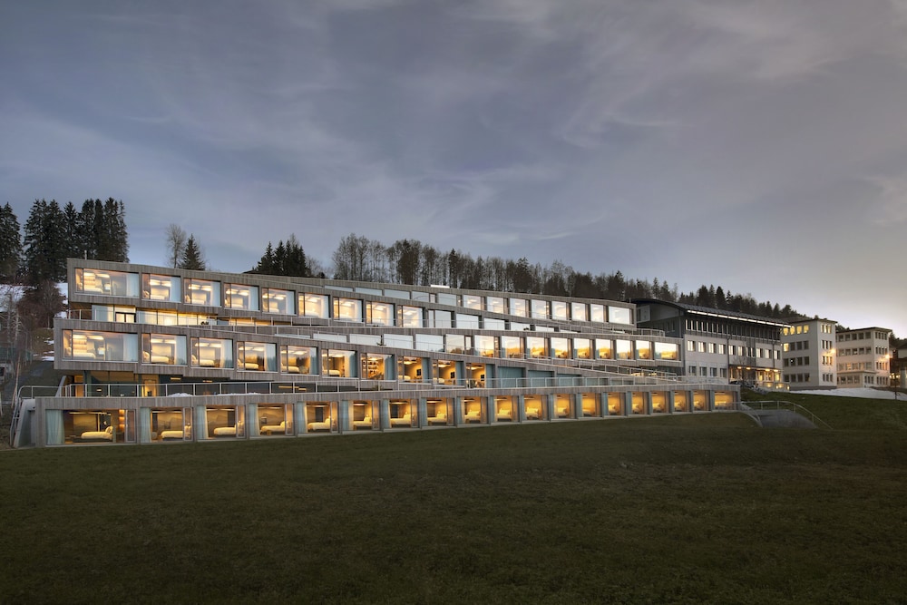 Hôtel des Horlogers - last minute hotel in Le Chenit