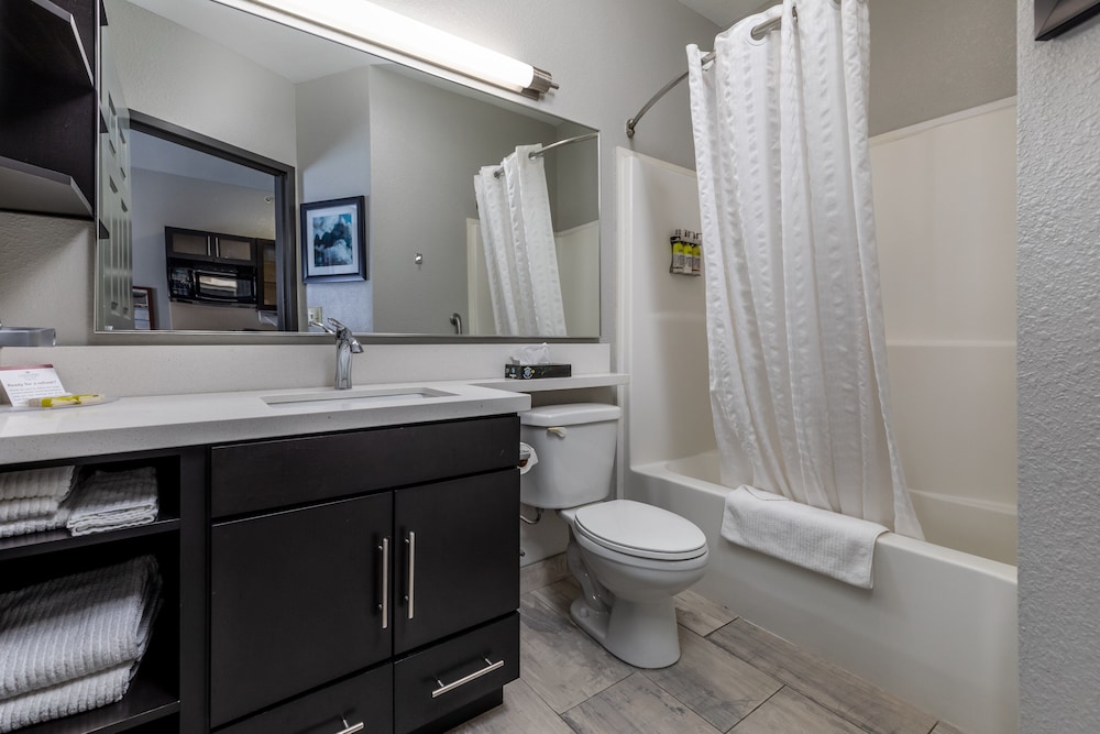 Candlewood Suites Knoxville Airport Alcoa by IHG - photo 39