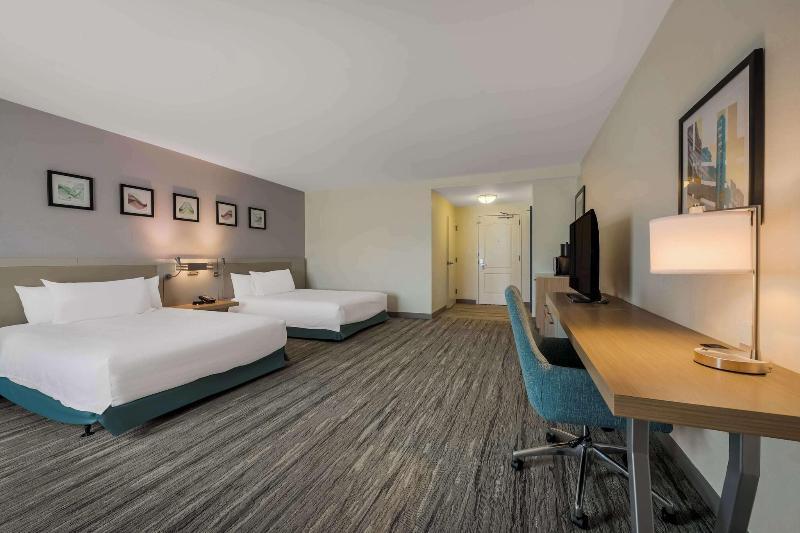 Hilton Garden Inn Rockford - photo 58