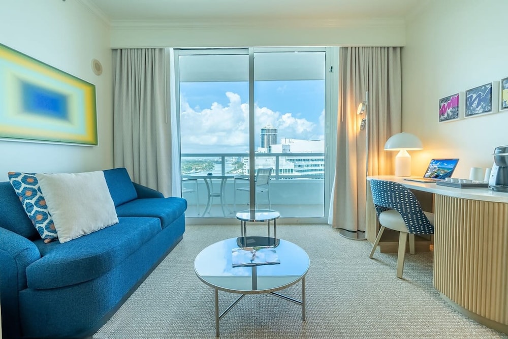 Fontainebleau Miami Beach Private Luxury Suites - photo 225
