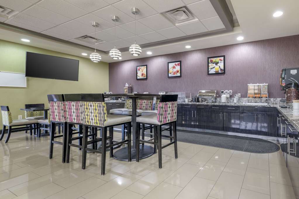 Comfort Inn & Suites West Artesia - photo 32