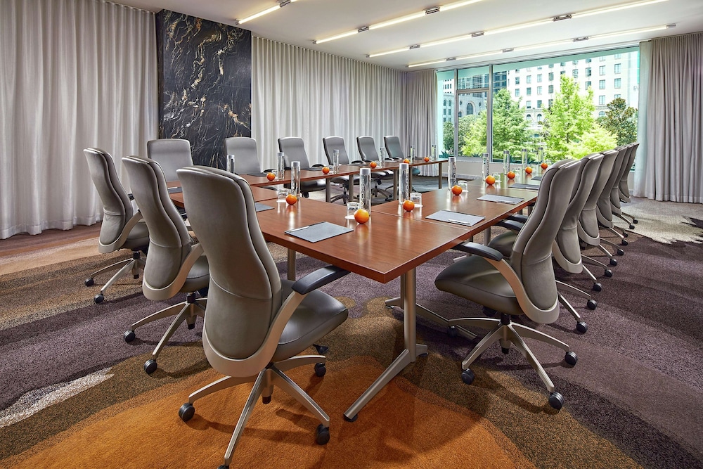 The Statler Dallas Curio Collection By Hilton - photo 91