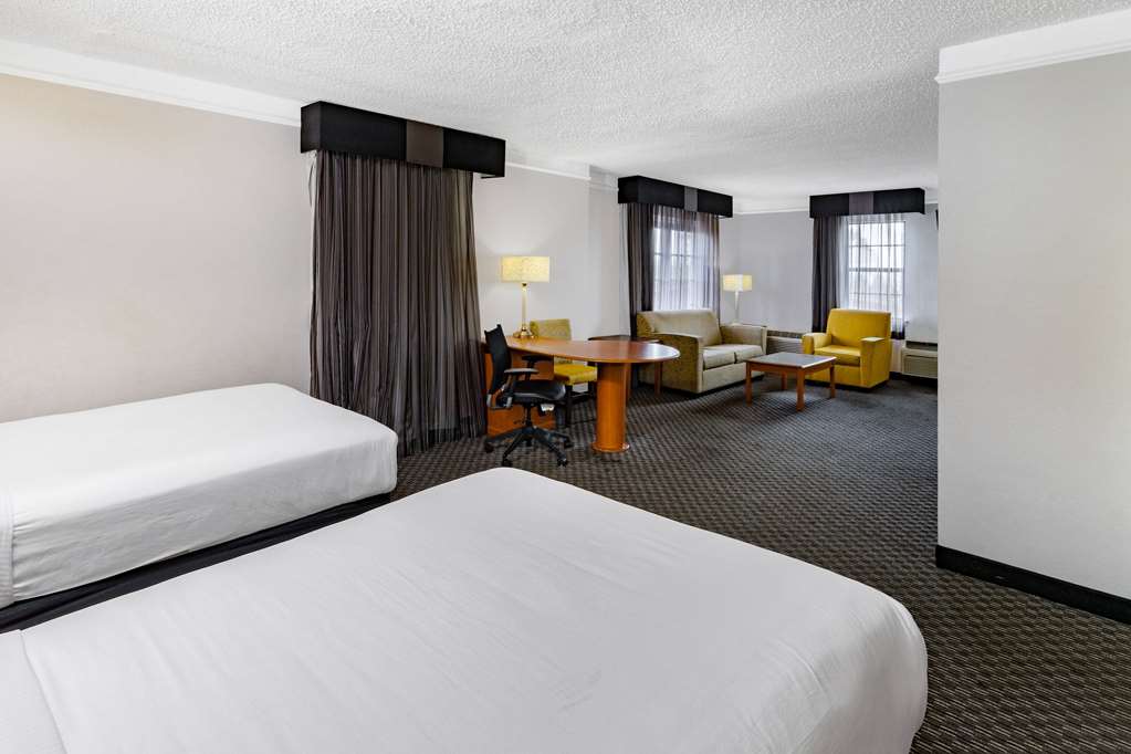 La Quinta Inn by Wyndham Laredo I 35 - photo 53