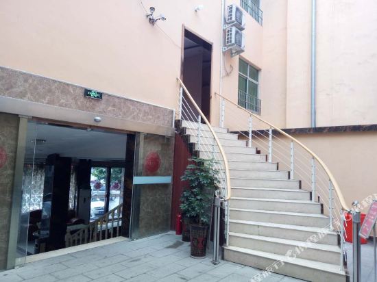 Jiayi Fine Hotel in Fangcheng Chengguanzhen, People's Republic of China