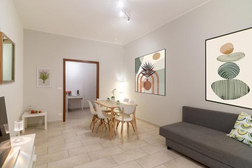 Aeroporto Ciampino Casa Kennedy — 4-Star Luxury Hotel in Ciampino, Italy