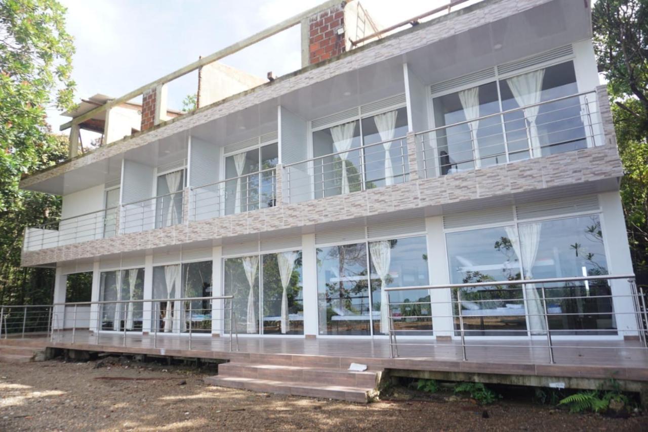 Le Cadran - carbon neutral hotel in Cucq