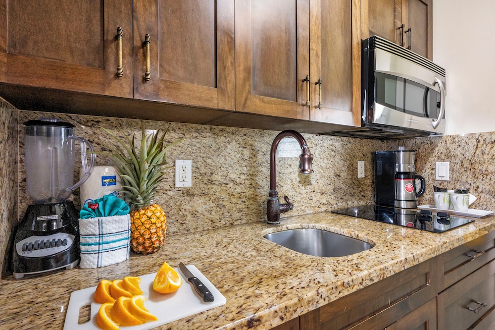 The Mauian Boutique Beach Studios on Napili Bay - photo 14