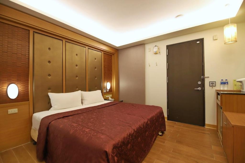 Yosemite Hot Spring Resort - last minute hotel in Tainan