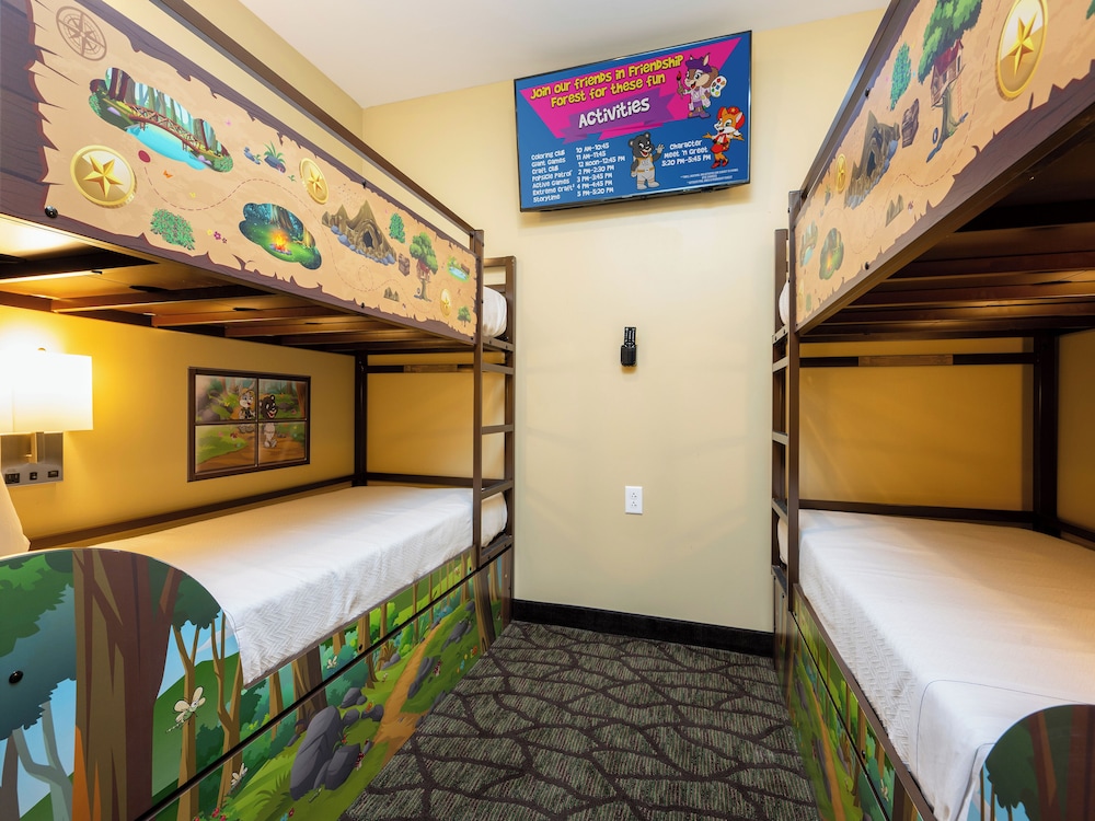 Country Cascades Waterpark Resort - photo 14