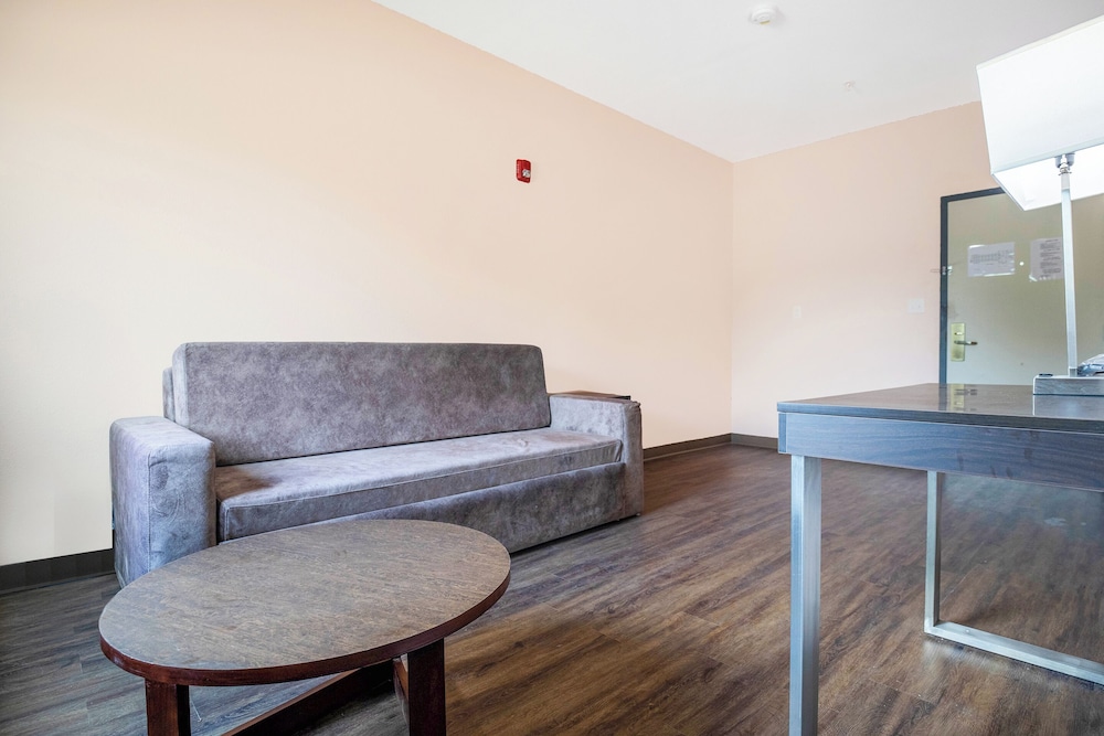 OYO Hotel Adairsville Calhoun South I 75 - photo 30