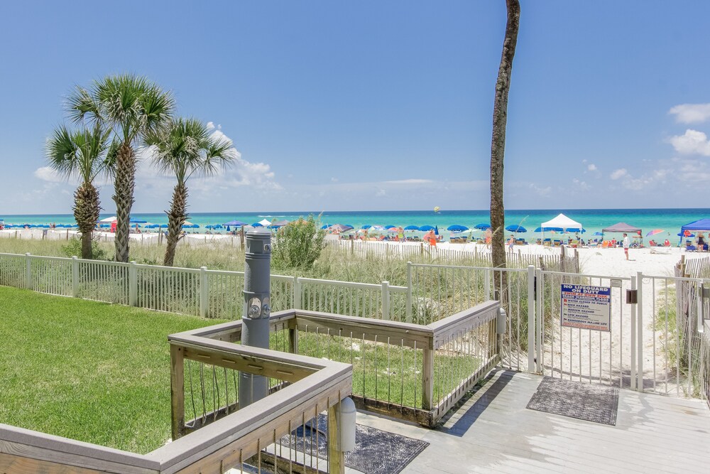Long Beach 4 1007E 556192 by RedAwning - photo 20