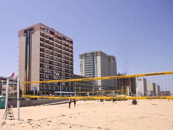 Four Sails Resort - last minute hotel in Virginia Beach