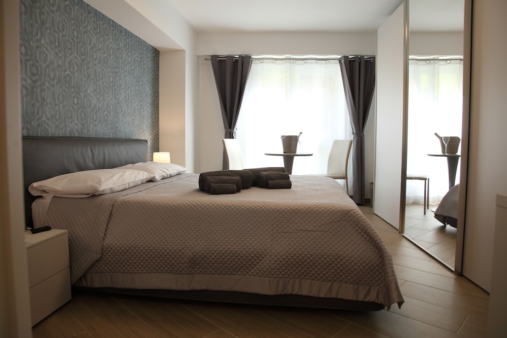 Luxury Rooms Garzilli - last minute hotel in Palermo