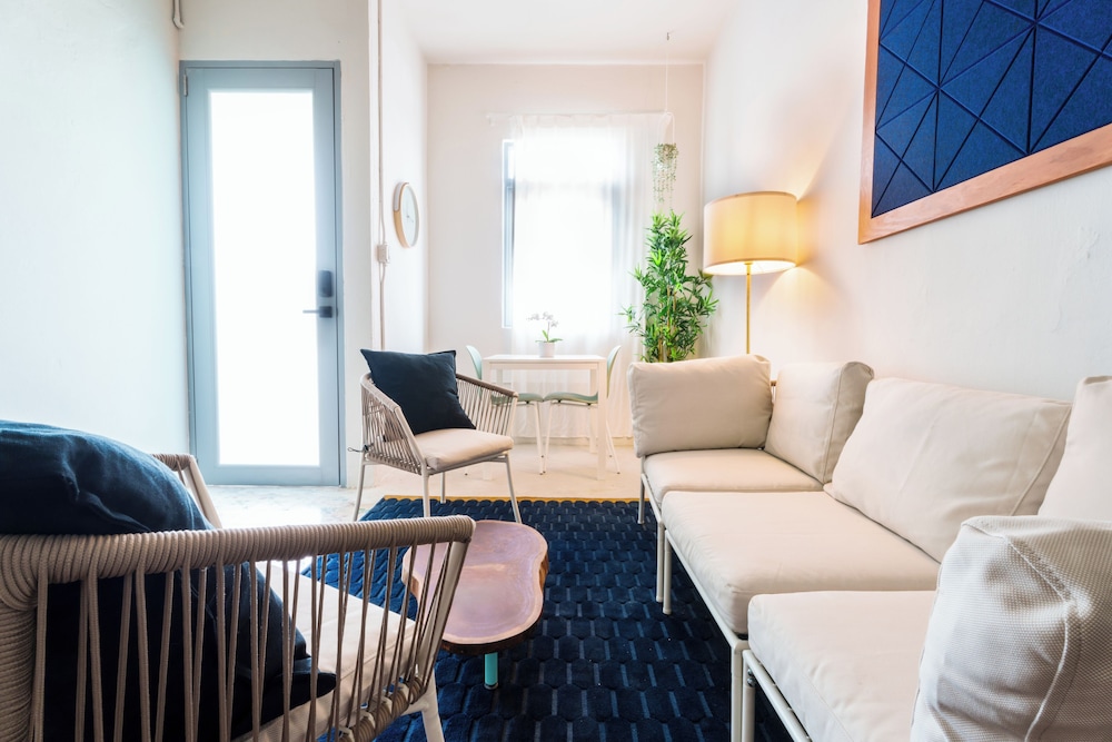 Romeo Gay Hotel - photo 10