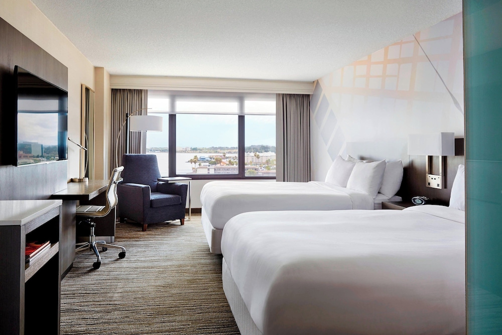 San Francisco Airport Marriott Waterfront - photo 12